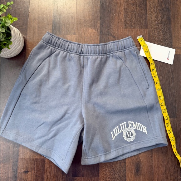 🆕 Lululemon Scuba Mid Rise Oversized Shorts 7” Graphic - Picture 11 of 16